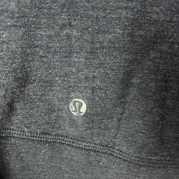Lululemon Sweater - Women's 6[?] - Picture 5 of 5
